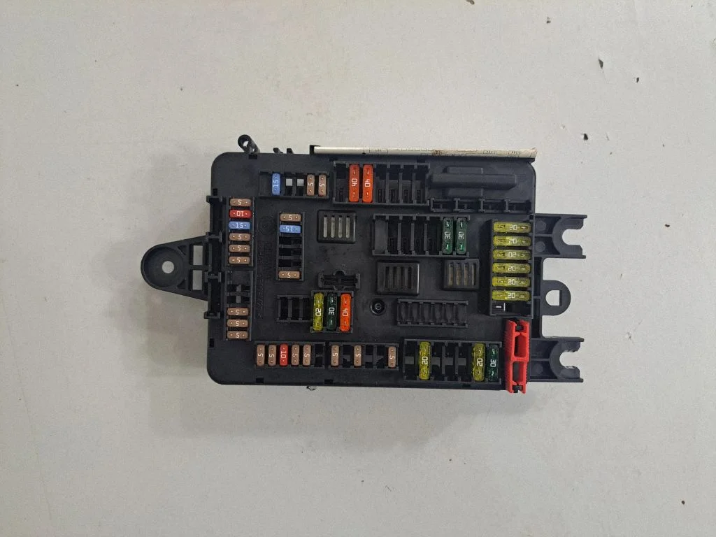Drošinātāju bloks 9228158