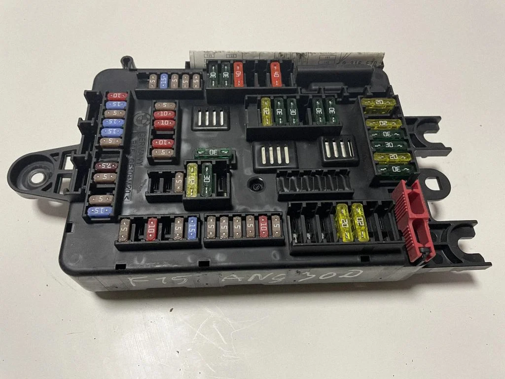 Fuse module – BMW X5 F15 (2013-2017)