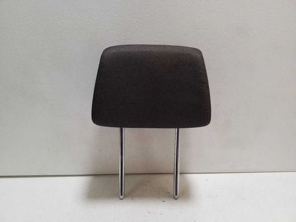 Front seat headrest – BMW X1 E84 (2009-2015), left