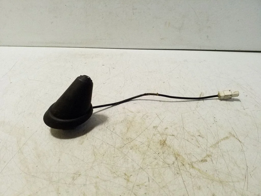 Radio antenna – Volkswagen Golf Plus (2005-2013)