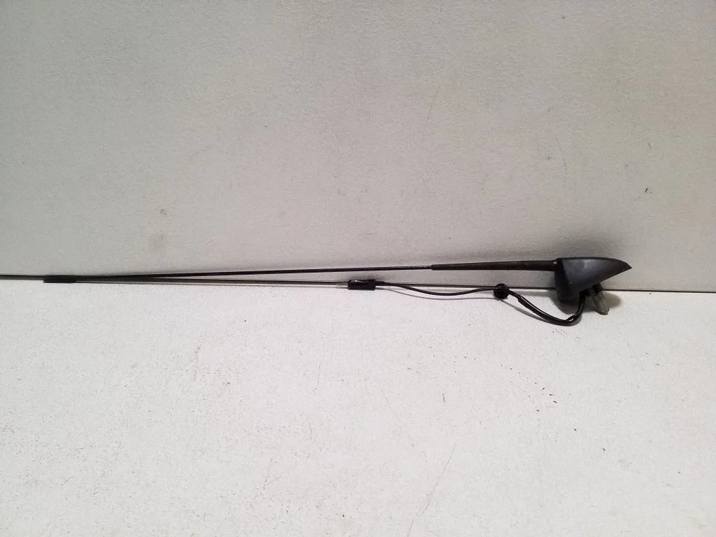 Radio antenna AB3918A978BB
