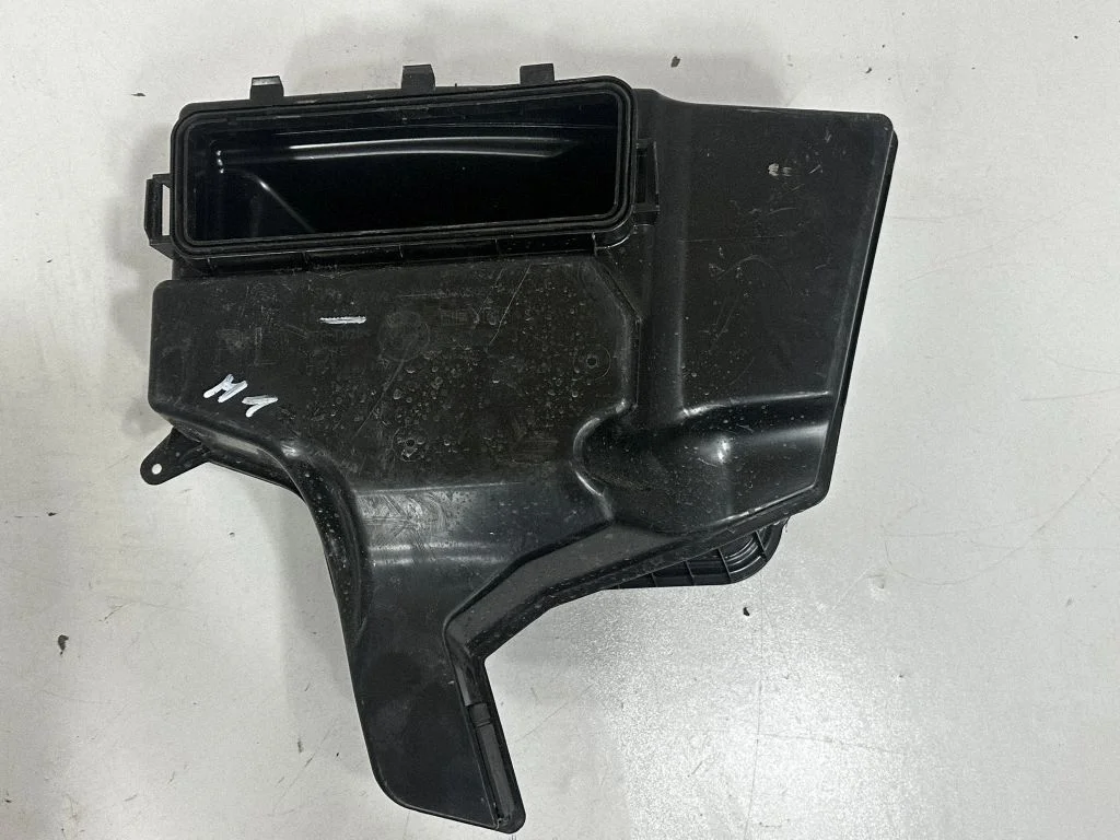 Muu salongiosa 9490782 – BMW iX1 (2022-)