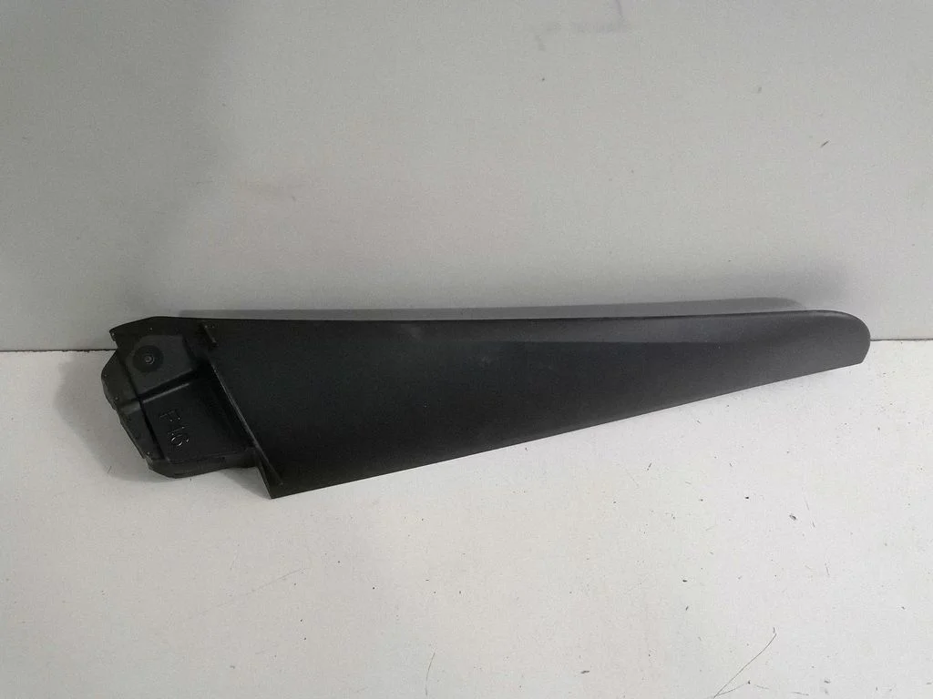 Cita salona detaļa – BMW 2. sērija F46 (2015-)