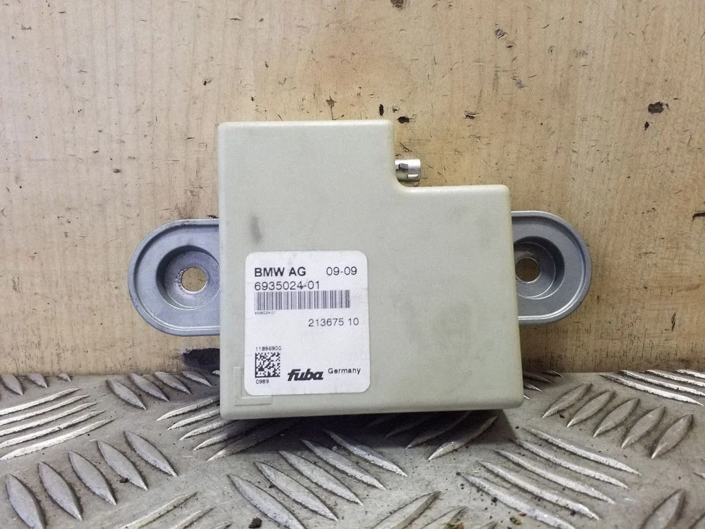 Antenos valdymo blokas