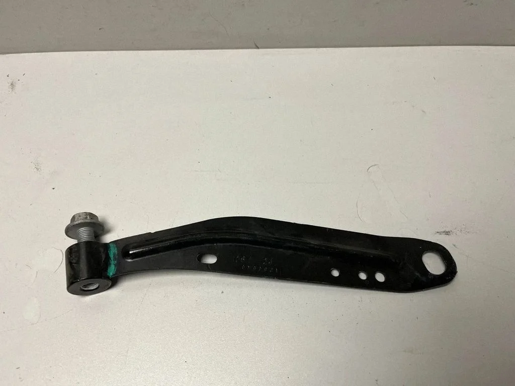 Cita motora nodalījuma detaļa 6878071 – BMW XM (2022-)