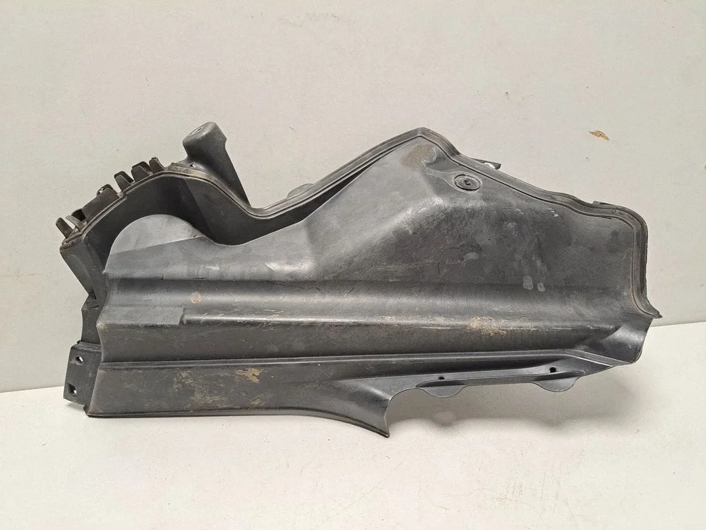 Other engine bay part – BMW X5 F15 (2013-2017)