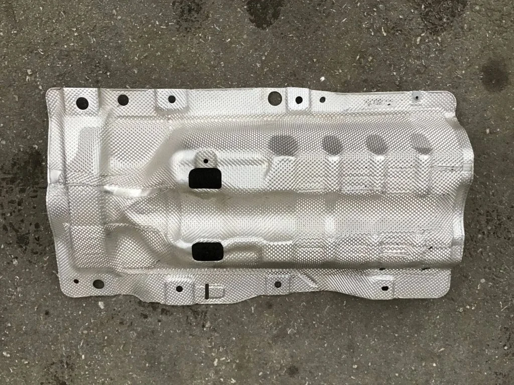 Izplūdes termoizolācija (aizsargs pret karstumu) A2546807304