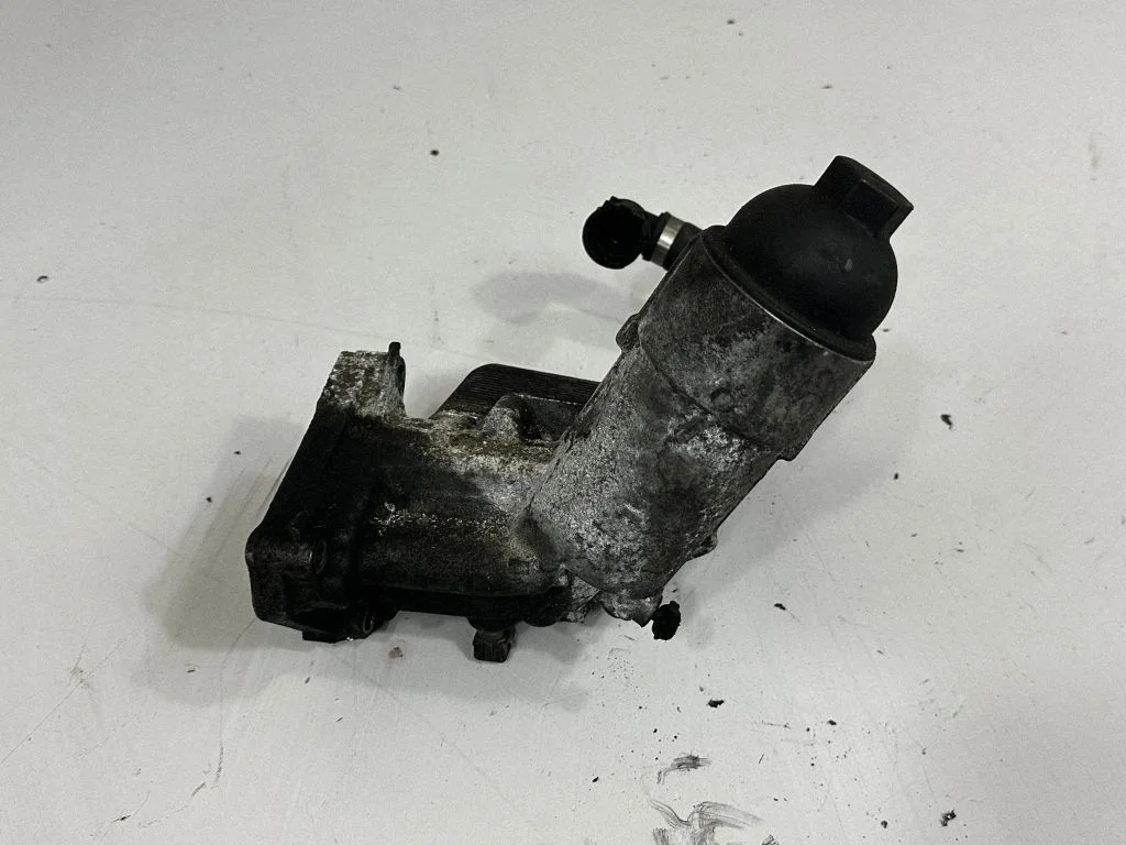 Cita motora nodalījuma detaļa 7805408