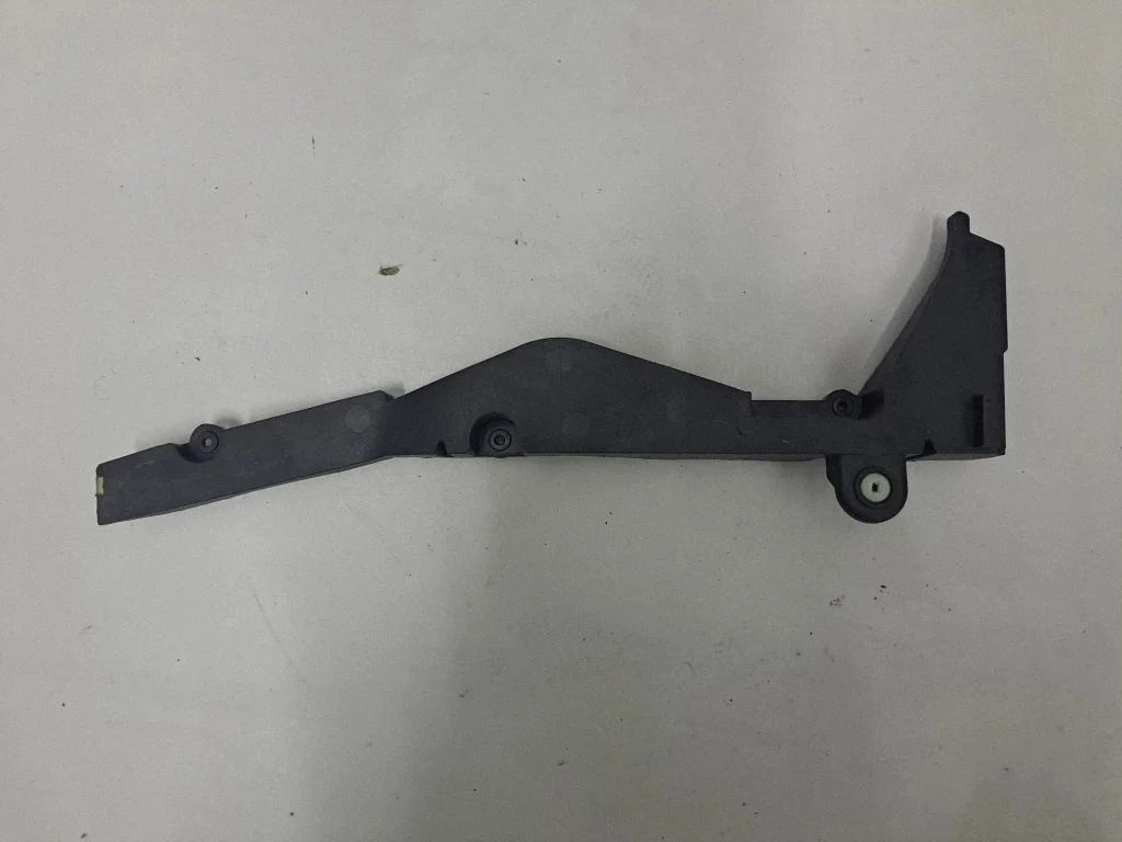 Other engine bay part – BMW 3 Series G20 G21 (2019-)