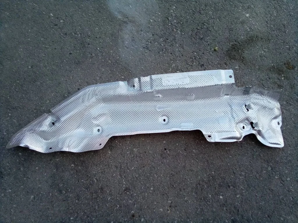 Išmetimo termo izoliacija (apsauga nuo karščio)