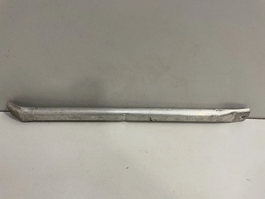 Kita variklio skyriaus detalė