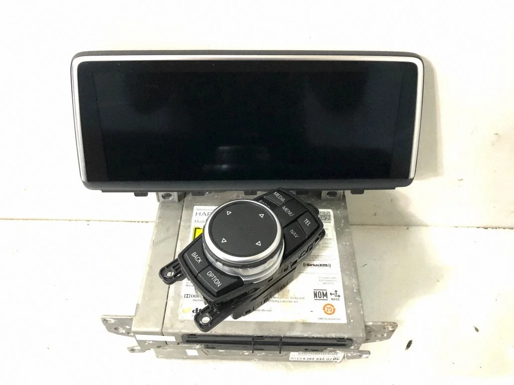 Radio, odtwarzacz CD/DVD, nawigacja – BMW X5 F15 (2013-2017)
