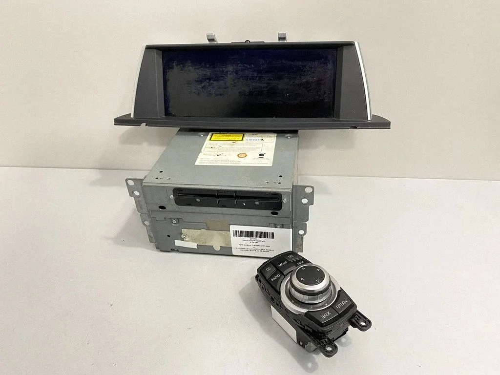 Radio/CD/DVD atskaņotājs/navigācija – BMW 5. sērija GT F07 (2010-2017)