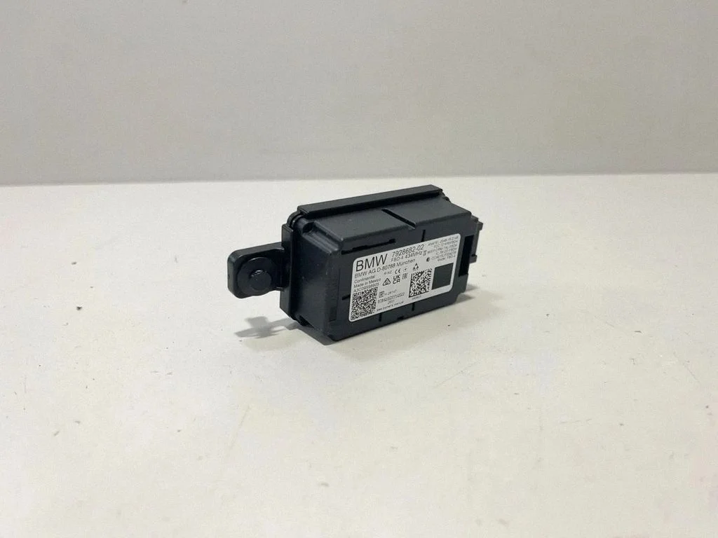 Aerial antenna amplifier – BMW X6 G06 (2019-)