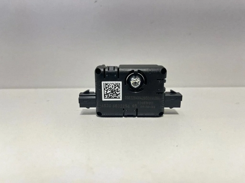 Aerial antenna amplifier 6832256