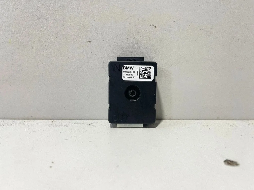 Antenas pastiprinātājs 6840273