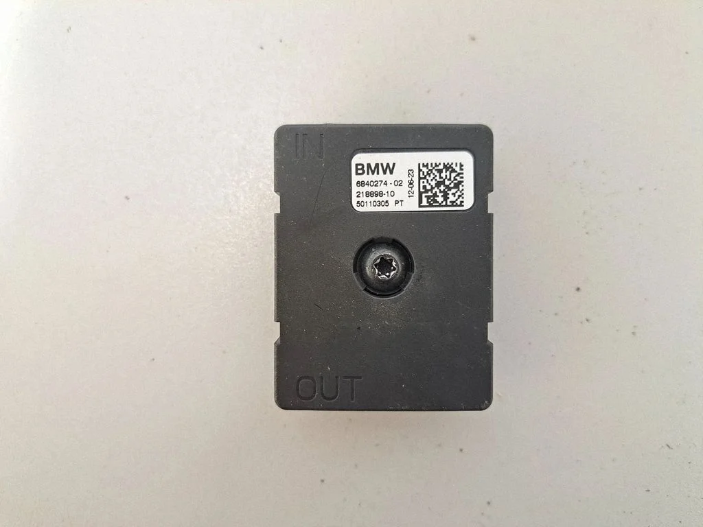 Antenas pastiprinātājs – BMW X6 G06 (2019-)