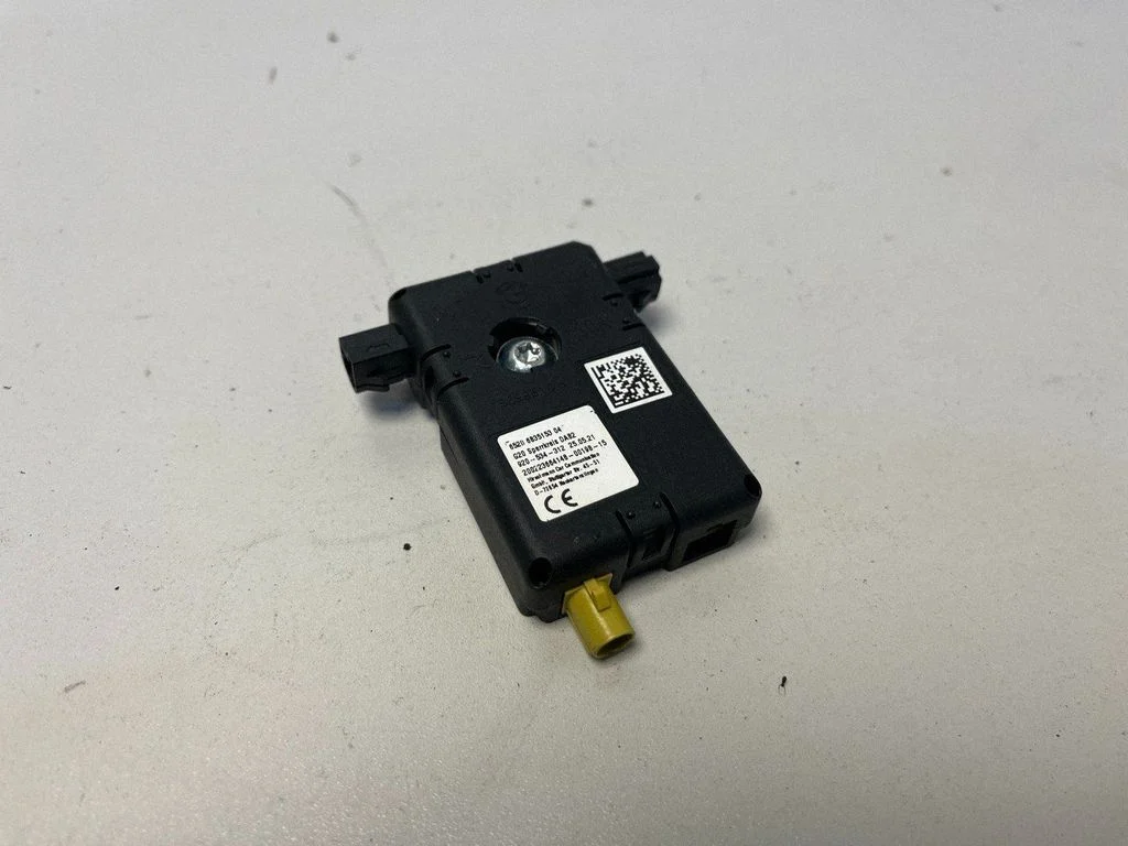 Antenas pastiprinātājs 6835153