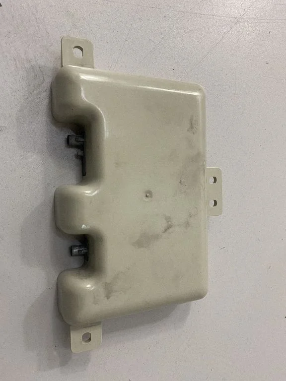 Wzmacniacz antenowy – BMW Seria 6 F12 F13 (2010-2018)