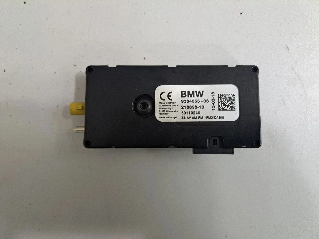 Antenas pastiprinātājs 9384055