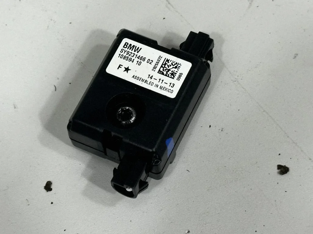 Antenas pastiprinātājs 9231466