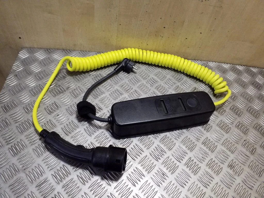 Elektromobilio įkrovimo laidas