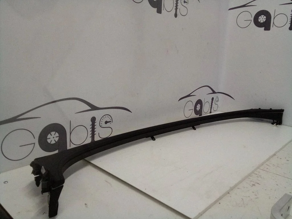 Panel trim 1004987397