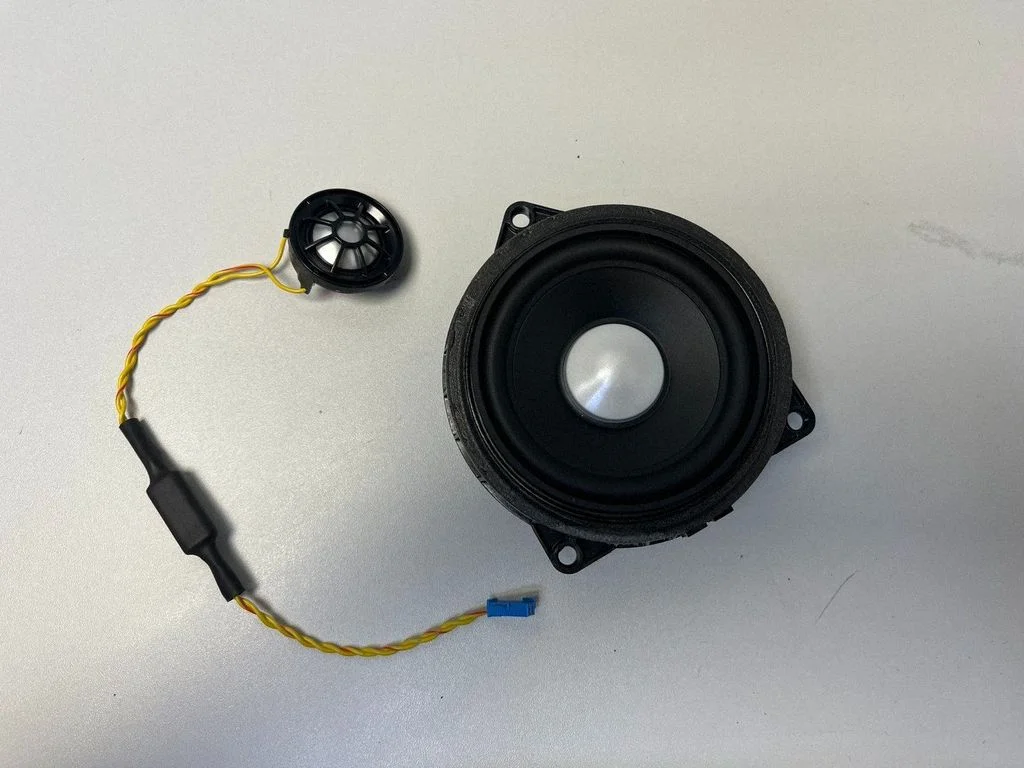 Front door speaker – BMW i8 (2014-)
