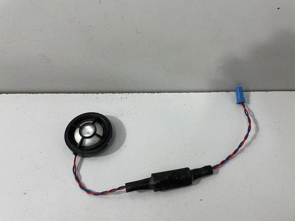 Front door speaker – BMW X5 E70 (2006-2013)