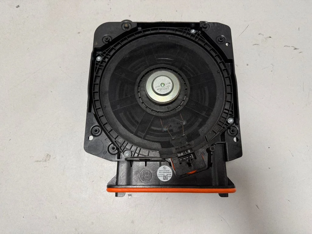 Subwoofer speaker 5B4E646 – BMW X2 U10 (2023-)