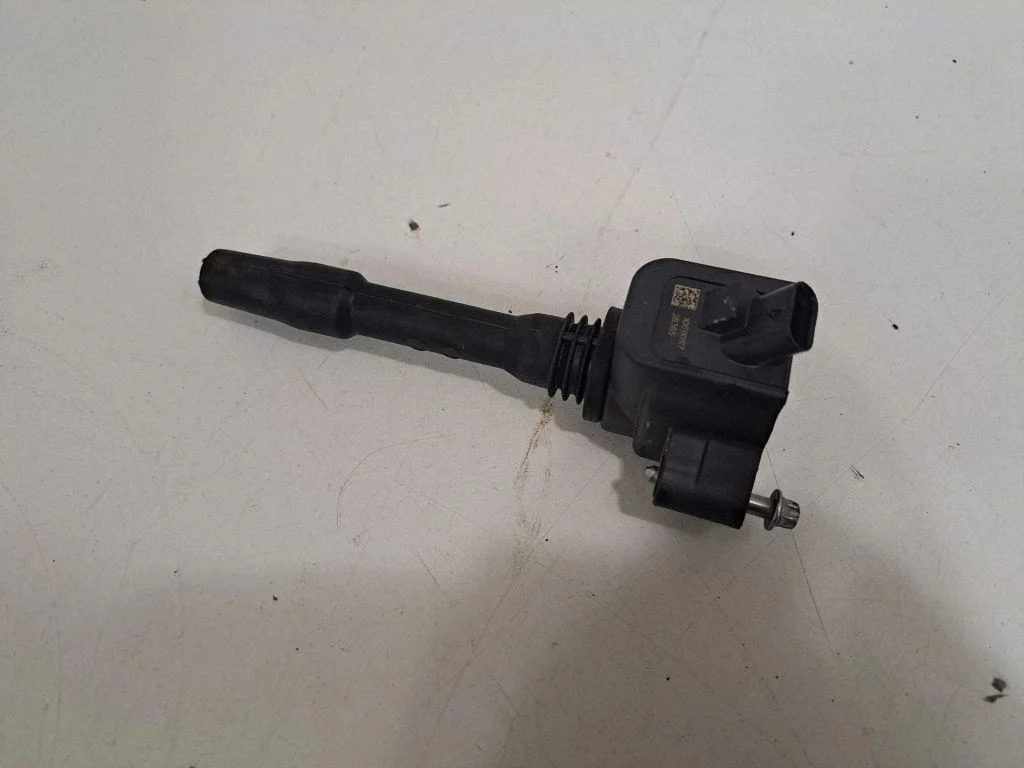 Kõrgepinge süütepool 8678438 – BMW 2-seeria F22 F23 (2017-)