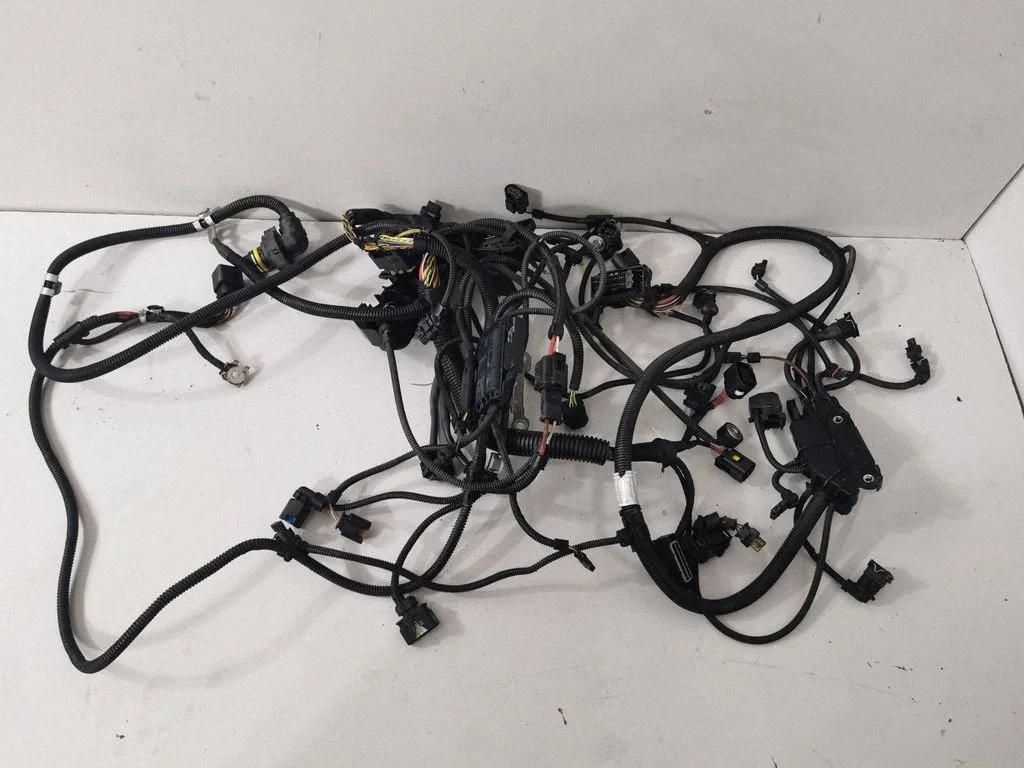 Motora vadu instalācija 7599378
