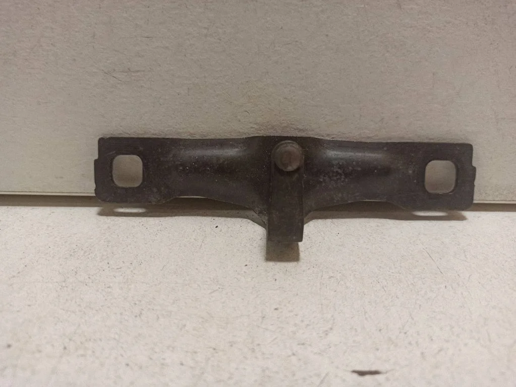 Trunk lock loop – Audi TT TTS RS Mk3 8S (2014-)