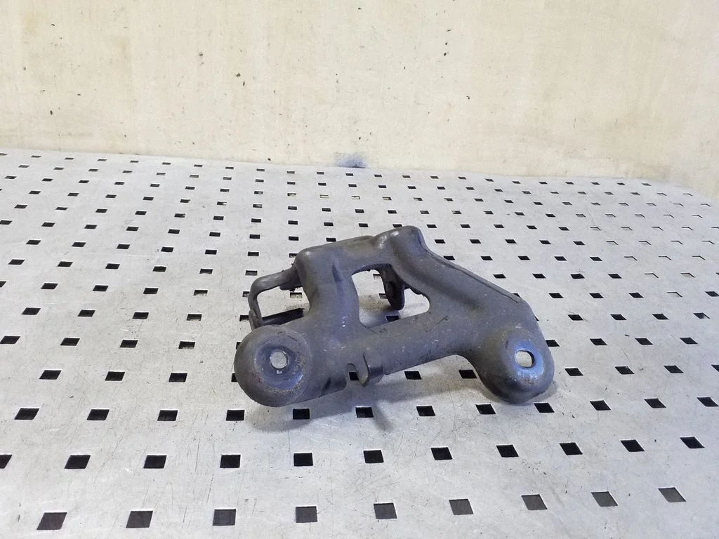 ABS pump bracket DG9C2C304DB