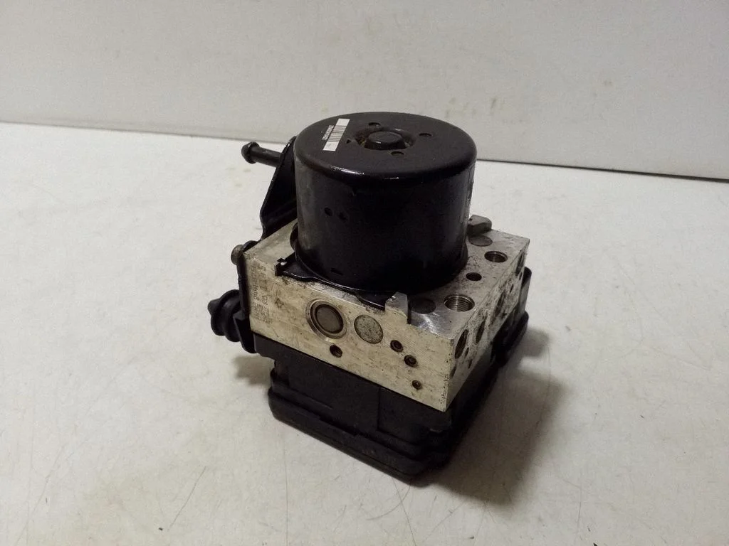 ABS block 8J0614517E
