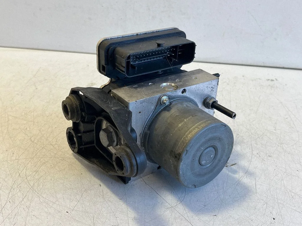 Pompa ABS 8W0907379AR – Audi A5 (2016-2024)