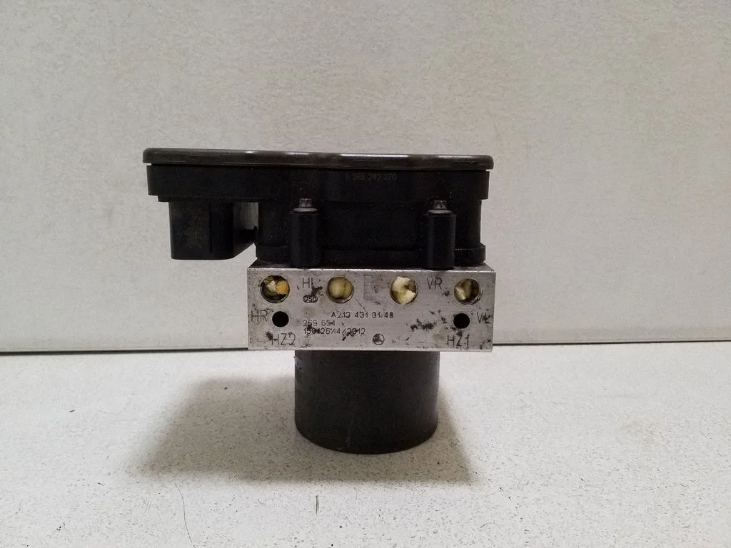 ABS block – Mercedes-Benz CLS-Class C218 X218 (2011-2017)