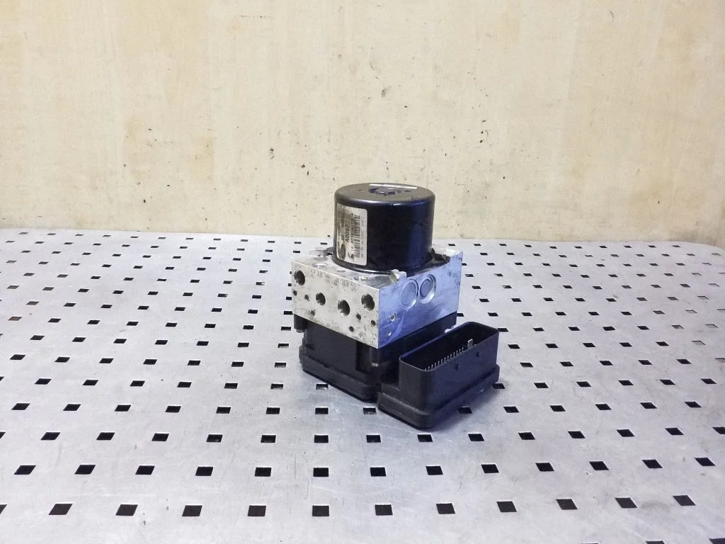 ABS block – Land Rover Freelander 2 - LR2 (2007-2016)