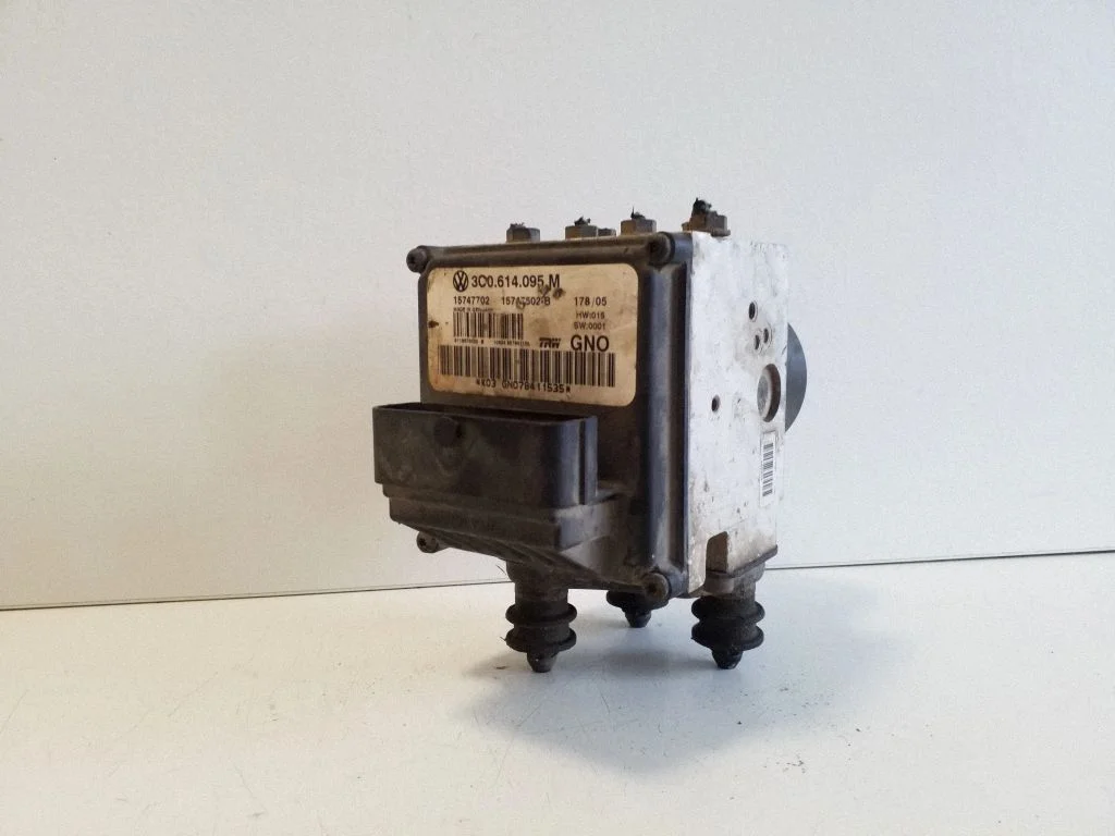 ABS block – Volkswagen Passat B6 (2005-2010)