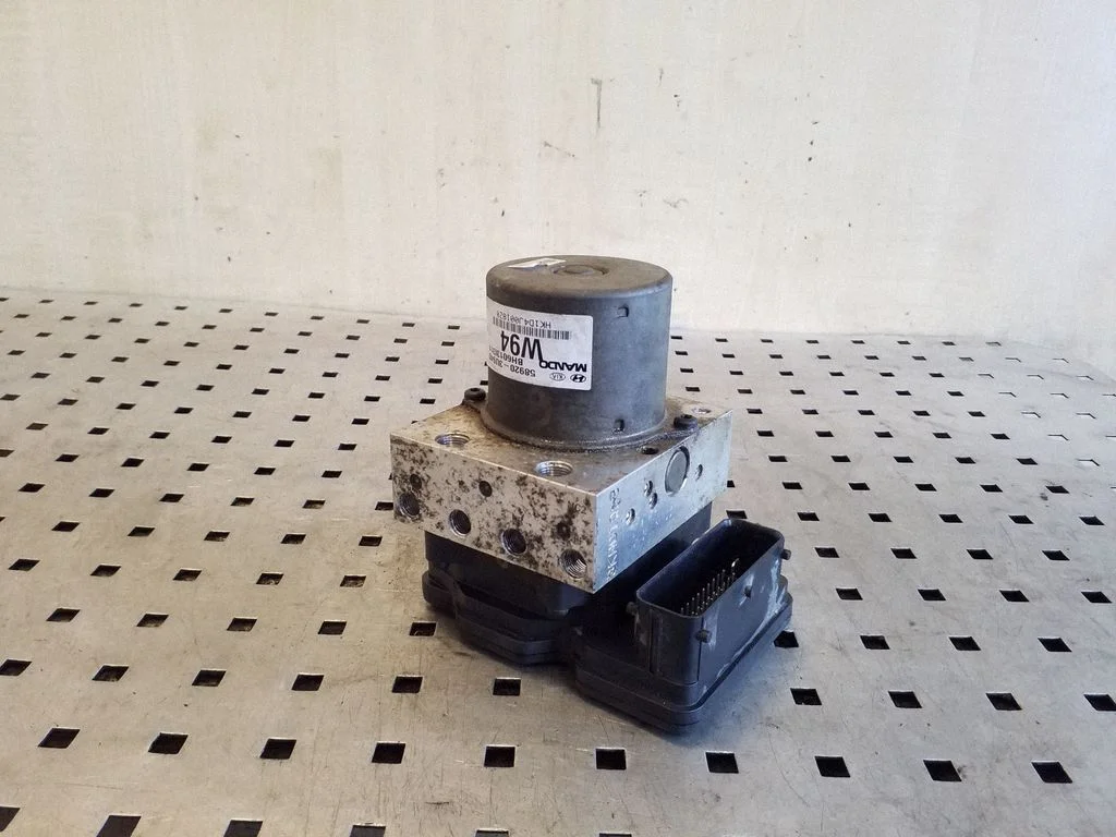 ABS block 589203U940