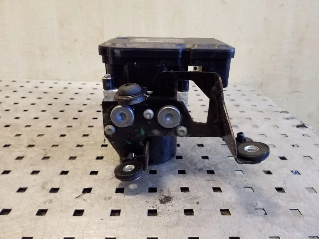 ABS block – Volvo XC60 (2009-2013)