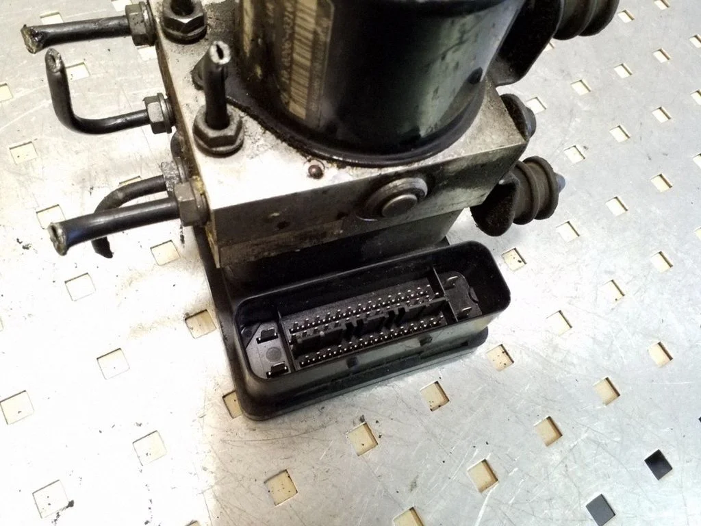 ABS block – Skoda Superb B6 (3T) (2008-2015)