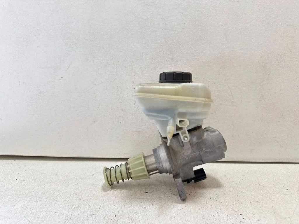 Master brake cylinder – Audi Q7 4M (2015-)