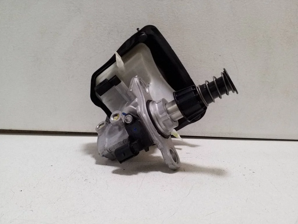 Pompa hamulcowa 8W0611301 – Audi A5 (2016-2024)