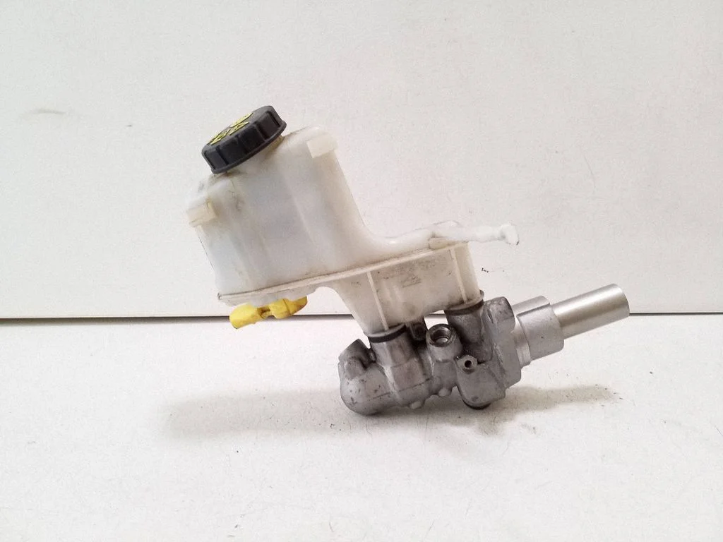 Master brake cylinder 5Q2611301H
