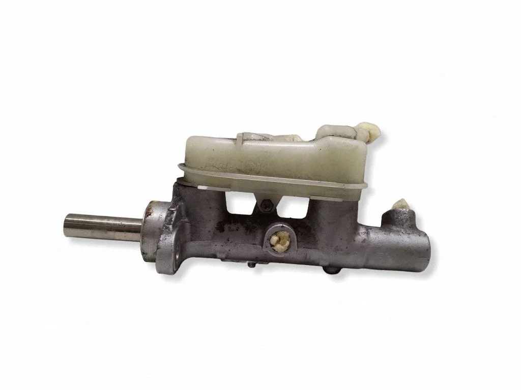 Master brake cylinder
