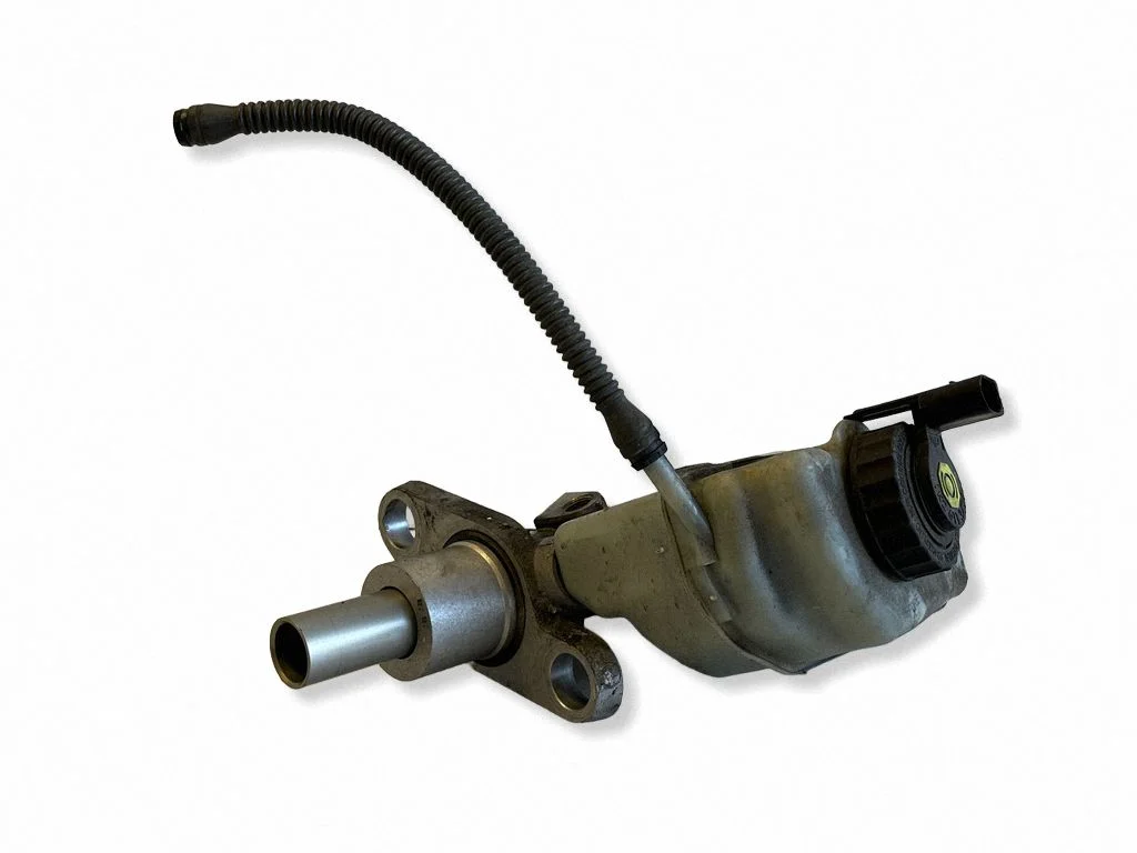 Master brake cylinder 03350890311