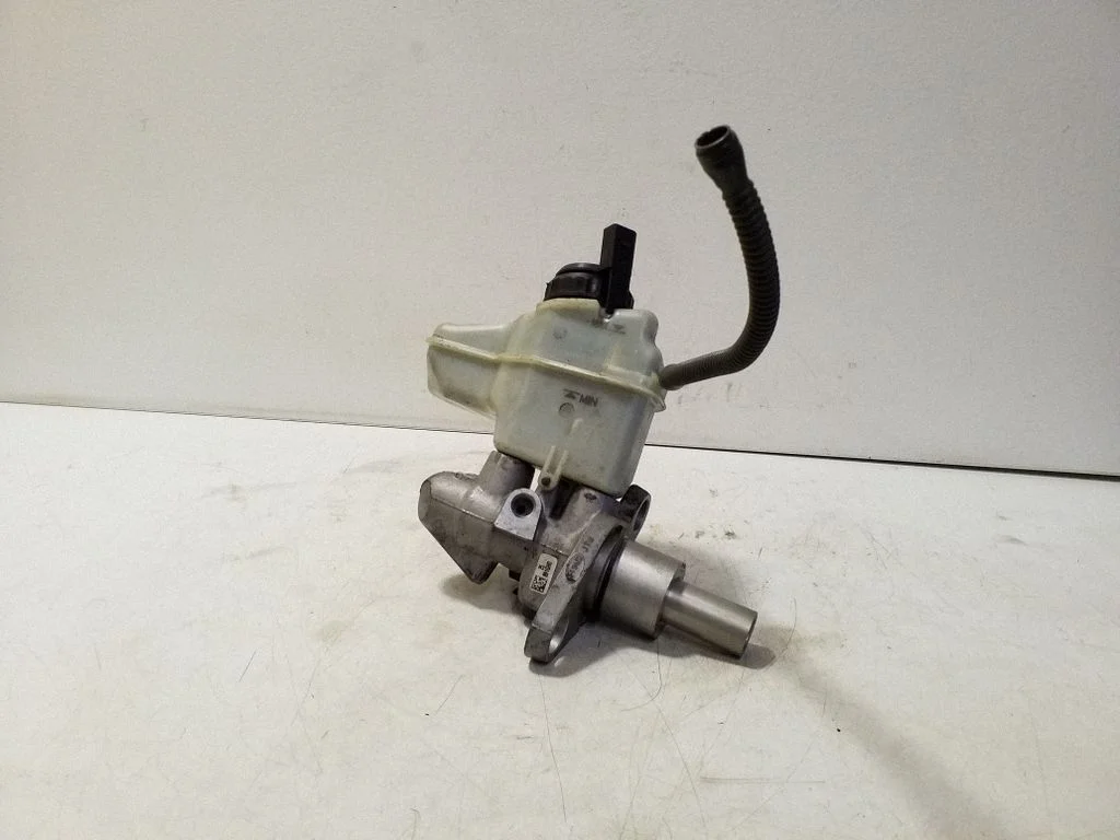 Master brake cylinder 03350890311