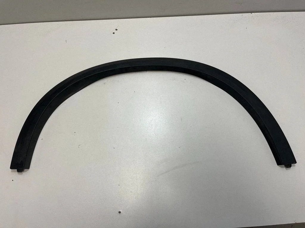 Fender trim (molding) 8499008