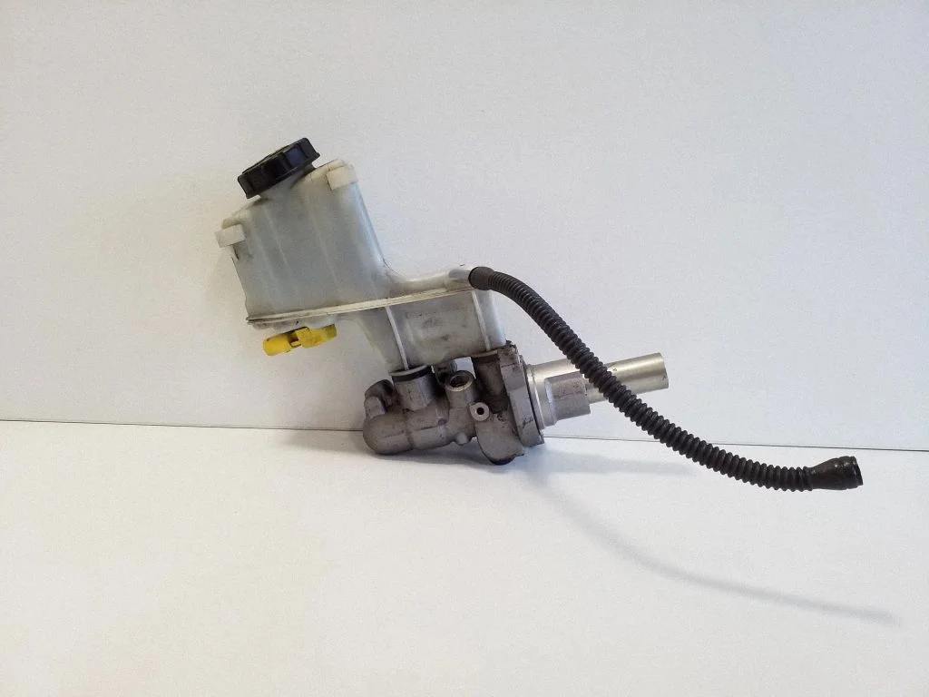 Master brake cylinder 5Q2611301H